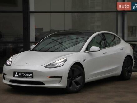 Тесла Модель 3 2019 у Харкові на Automoto.ua Білий Тесла Модель 3, об'ємом двигуна 0 л та пробігом 8 тис. км за 20000 $, фото 1 на Automoto.ua