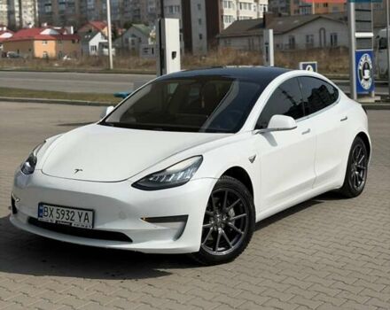 Белый Тесла Модель 3, объемом двигателя 0 л и пробегом 177 тыс. км за 12999 $, фото 1 на Automoto.ua