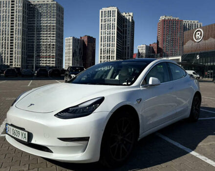 Белый Тесла Модель 3, объемом двигателя 0 л и пробегом 129 тыс. км за 16200 $, фото 1 на Automoto.ua