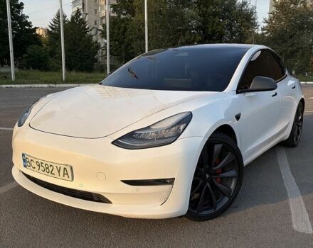 Білий Тесла Модель 3, об'ємом двигуна 0 л та пробігом 297 тис. км за 16000 $, фото 1 на Automoto.ua