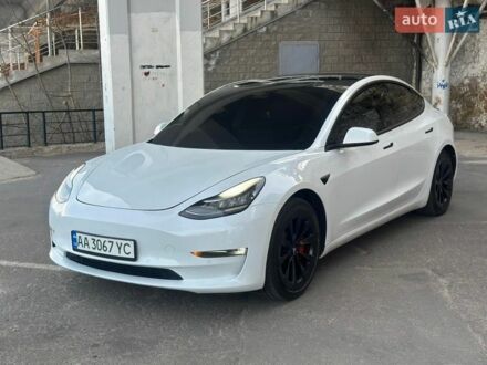 Білий Тесла Модель 3, об'ємом двигуна 0 л та пробігом 139 тис. км за 18600 $, фото 1 на Automoto.ua