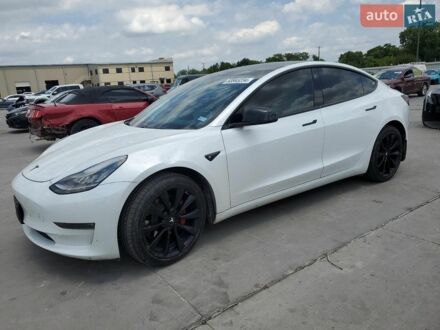 Белый Тесла Модель 3, объемом двигателя 0 л и пробегом 57 тыс. км за 5300 $, фото 1 на Automoto.ua