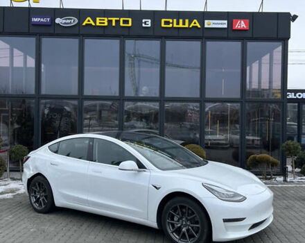 Белый Тесла Модель 3, объемом двигателя 0 л и пробегом 58 тыс. км за 18700 $, фото 1 на Automoto.ua