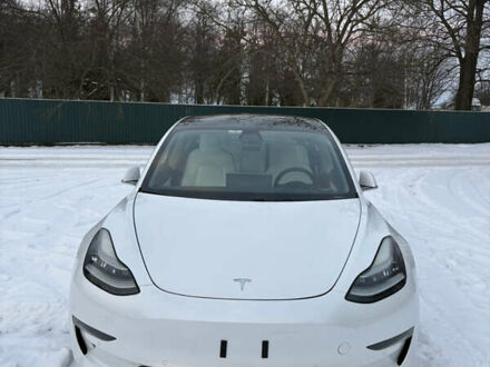 Білий Тесла Модель 3, об'ємом двигуна 0 л та пробігом 96 тис. км за 19000 $, фото 1 на Automoto.ua