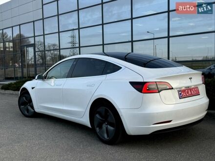Білий Тесла Модель 3, об'ємом двигуна 0 л та пробігом 210 тис. км за 18000 $, фото 1 на Automoto.ua