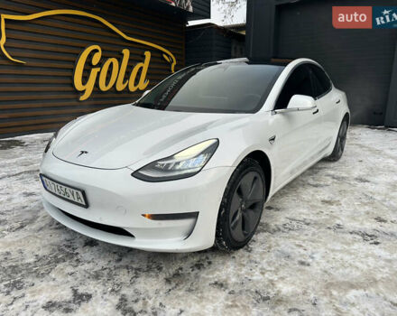 Белый Тесла Модель 3, объемом двигателя 0 л и пробегом 45 тыс. км за 15700 $, фото 1 на Automoto.ua
