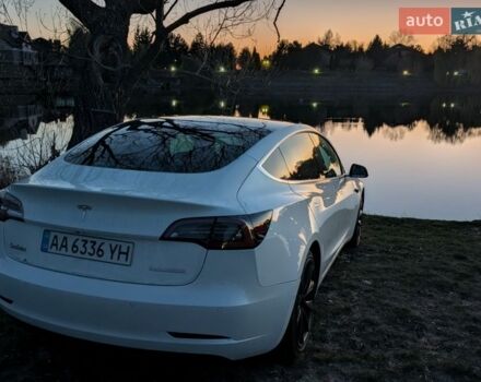 Белый Тесла Модель 3, объемом двигателя 0 л и пробегом 120 тыс. км за 19800 $, фото 1 на Automoto.ua