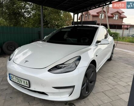 Білий Тесла Модель 3, об'ємом двигуна 0 л та пробігом 172 тис. км за 12950 $, фото 1 на Automoto.ua