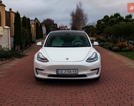 Белый Тесла Модель 3, объемом двигателя 0 л и пробегом 63 тыс. км за 15999 $, фото 1 на Automoto.ua