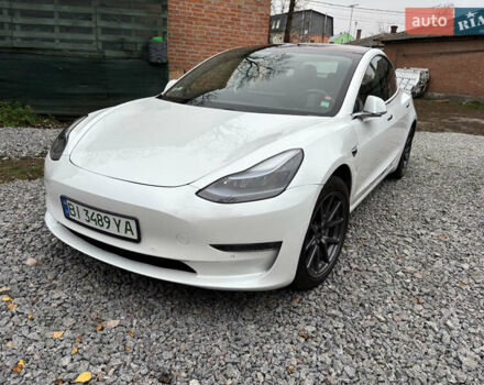 Білий Тесла Модель 3, об'ємом двигуна 0 л та пробігом 147 тис. км за 14000 $, фото 1 на Automoto.ua