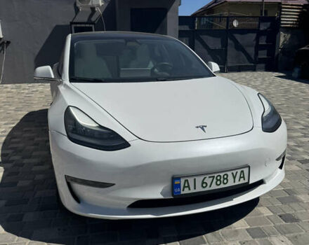 Белый Тесла Модель 3, объемом двигателя 0 л и пробегом 67 тыс. км за 14800 $, фото 1 на Automoto.ua