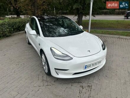 Білий Тесла Модель 3, об'ємом двигуна 0 л та пробігом 85 тис. км за 16000 $, фото 1 на Automoto.ua