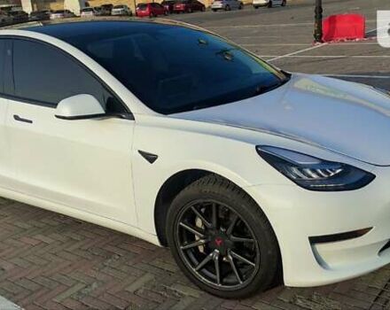 Белый Тесла Модель 3, объемом двигателя 0 л и пробегом 100 тыс. км за 19600 $, фото 1 на Automoto.ua