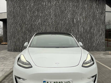 Белый Тесла Модель 3, объемом двигателя 0 л и пробегом 80 тыс. км за 22500 $, фото 1 на Automoto.ua