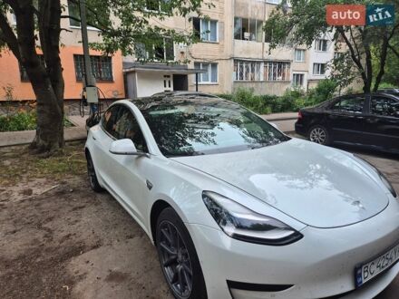 Білий Тесла Модель 3, об'ємом двигуна 0 л та пробігом 140 тис. км за 14500 $, фото 1 на Automoto.ua