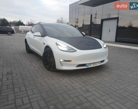 Белый Тесла Модель 3, объемом двигателя 0 л и пробегом 92 тыс. км за 16900 $, фото 1 на Automoto.ua