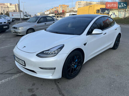 Тесла Модель 3 2019 у Львові на Automoto.ua Білий Тесла Модель 3, об'ємом двигуна 0 л та пробігом 101 тис. км за 18400 $, фото 1 на Automoto.ua