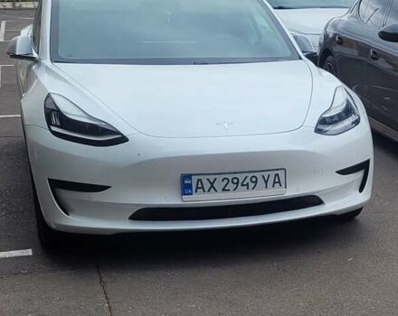 Белый Тесла Модель 3, объемом двигателя 0 л и пробегом 128 тыс. км за 18000 $, фото 1 на Automoto.ua