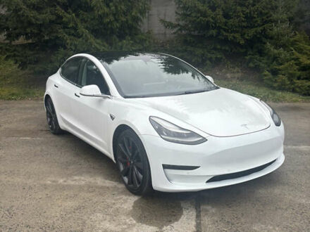 Білий Тесла Модель 3, об'ємом двигуна 0 л та пробігом 208 тис. км за 16500 $, фото 1 на Automoto.ua