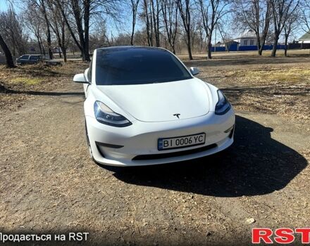Белый Тесла Модель 3, объемом двигателя 0.28 л и пробегом 210 тыс. км за 16500 $, фото 1 на Automoto.ua