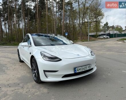 Білий Тесла Модель 3, об'ємом двигуна 0 л та пробігом 130 тис. км за 17800 $, фото 1 на Automoto.ua