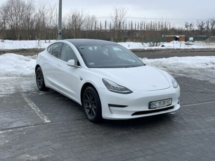 Белый Тесла Модель 3, объемом двигателя 0 л и пробегом 263 тыс. км за 18800 $, фото 1 на Automoto.ua