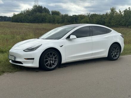 Белый Тесла Модель 3, объемом двигателя 0 л и пробегом 237 тыс. км за 14799 $, фото 1 на Automoto.ua