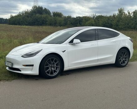 Белый Тесла Модель 3, объемом двигателя 0 л и пробегом 237 тыс. км за 14799 $, фото 1 на Automoto.ua
