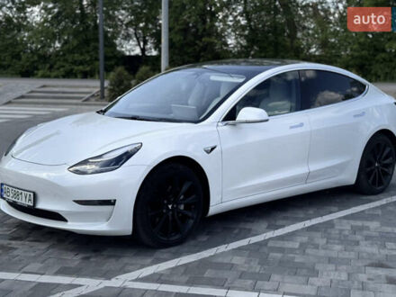 Белый Тесла Модель 3, объемом двигателя 0 л и пробегом 155 тыс. км за 18500 $, фото 1 на Automoto.ua