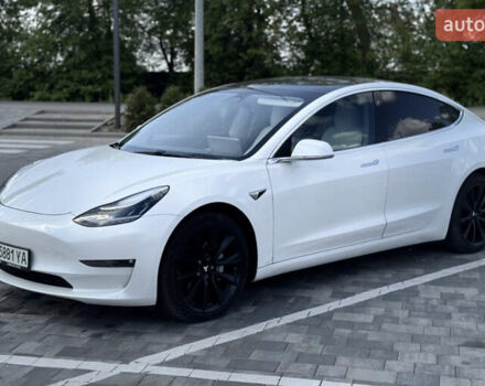 Белый Тесла Модель 3, объемом двигателя 0 л и пробегом 155 тыс. км за 18500 $, фото 1 на Automoto.ua