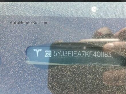 Белый Тесла Модель 3, объемом двигателя 0 л и пробегом 198 тыс. км за 12200 $, фото 1 на Automoto.ua