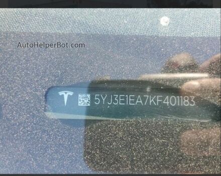 Белый Тесла Модель 3, объемом двигателя 0 л и пробегом 198 тыс. км за 10800 $, фото 1 на Automoto.ua