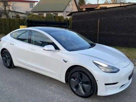 Білий Тесла Модель 3, об'ємом двигуна 0 л та пробігом 94 тис. км за 13450 $, фото 1 на Automoto.ua
