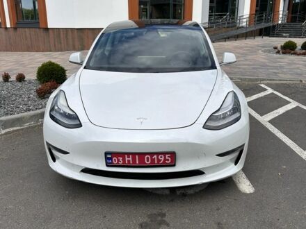 Белый Тесла Модель 3, объемом двигателя 0 л и пробегом 105 тыс. км за 356 $, фото 1 на Automoto.ua