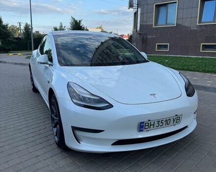 Білий Тесла Модель 3, об'ємом двигуна 0 л та пробігом 96 тис. км за 15500 $, фото 1 на Automoto.ua