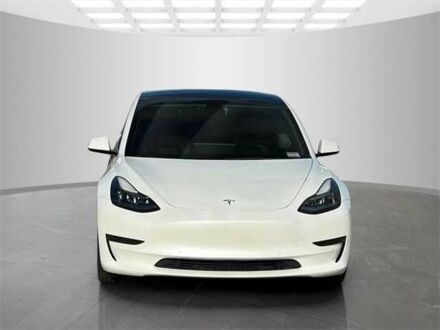 Тесла Модель 3 2020 в Хмельницком на Automoto.ua Белый Тесла Модель 3, объемом двигателя 0 л и пробегом 82 тыс. км за 9999 $, фото 1 на Automoto.ua