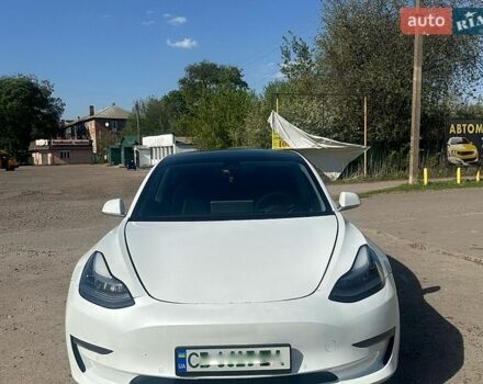 Белый Тесла Модель 3, объемом двигателя 0 л и пробегом 143 тыс. км за 16000 $, фото 1 на Automoto.ua