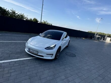 Тесла Модель 3 2020 в Львове на Automoto.ua Белый Тесла Модель 3, объемом двигателя 0 л и пробегом 110 тыс. км за 20999 $, фото 1 на Automoto.ua
