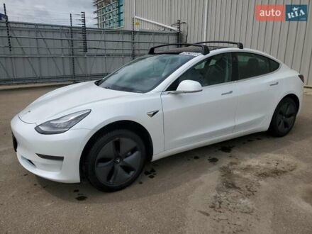 Тесла Модель 3 2020 в Харькове на Automoto.ua Белый Тесла Модель 3, объемом двигателя 0 л и пробегом 65 тыс. км за 7200 $, фото 1 на Automoto.ua