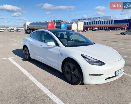 Білий Тесла Модель 3, об'ємом двигуна 0 л та пробігом 140 тис. км за 17100 $, фото 1 на Automoto.ua