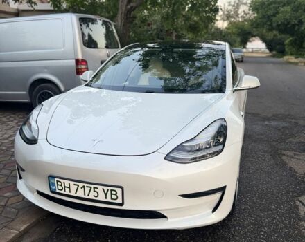 Білий Тесла Модель 3, об'ємом двигуна 0 л та пробігом 90 тис. км за 17500 $, фото 1 на Automoto.ua