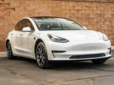 Тесла Модель 3 2020 в Сумах на Automoto.ua Белый Тесла Модель 3, объемом двигателя 0 л и пробегом 31 тыс. км за 13200 $, фото 1 на Automoto.ua