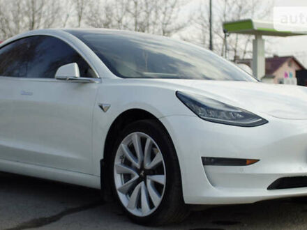 Белый Тесла Модель 3, объемом двигателя 0 л и пробегом 79 тыс. км за 19790 $, фото 1 на Automoto.ua