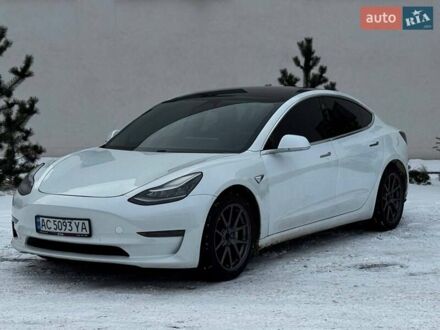 Белый Тесла Модель 3, объемом двигателя 0 л и пробегом 118 тыс. км за 15800 $, фото 1 на Automoto.ua