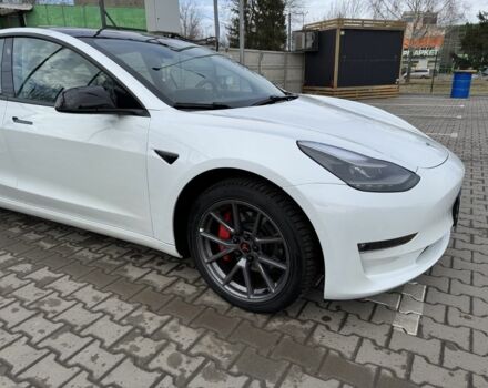 Белый Тесла Модель 3, объемом двигателя 0 л и пробегом 41 тыс. км за 22500 $, фото 1 на Automoto.ua