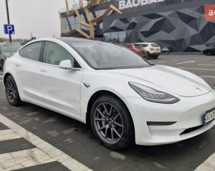 Белый Тесла Модель 3, объемом двигателя 0 л и пробегом 93 тыс. км за 16800 $, фото 1 на Automoto.ua