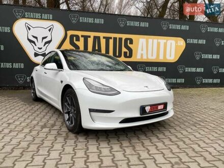 Белый Тесла Модель 3, объемом двигателя 0 л и пробегом 65 тыс. км за 19700 $, фото 1 на Automoto.ua