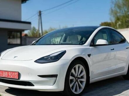Білий Тесла Модель 3, об'ємом двигуна 0 л та пробігом 100 тис. км за 16500 $, фото 1 на Automoto.ua