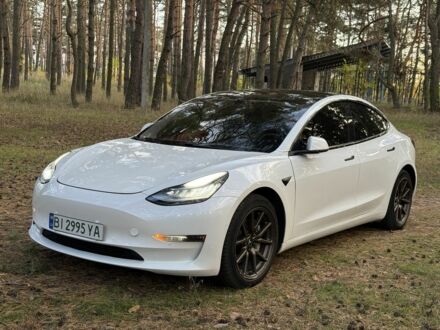 Белый Тесла Модель 3, объемом двигателя 0 л и пробегом 97 тыс. км за 18063 $, фото 1 на Automoto.ua