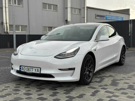Тесла Модель 3 2020 у Києві на Automoto.ua Білий Тесла Модель 3, об'ємом двигуна 0 л та пробігом 79 тис. км за 14500 $, фото 1 на Automoto.ua